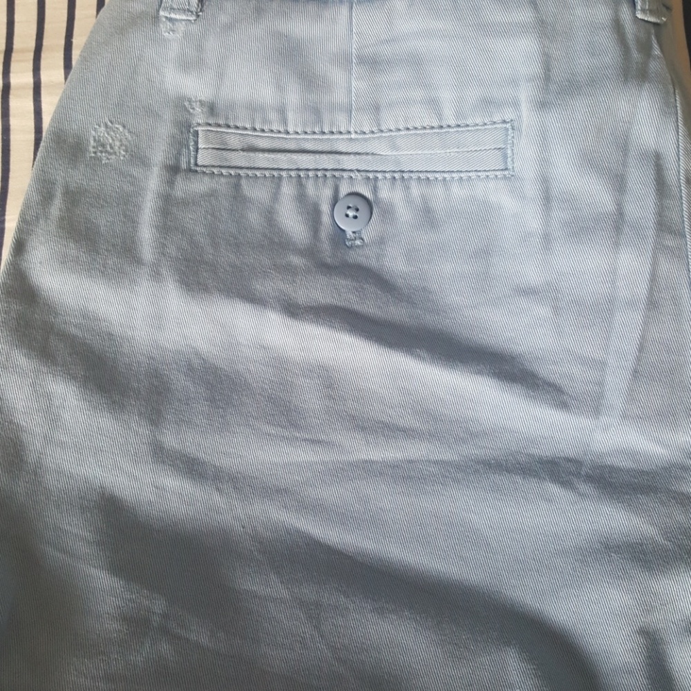 J Crew Broken In Style Boyfriend Chino Shorts NWT - Picture 4 of 6